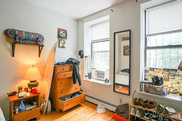 Rented by City Connections Realty | media 38