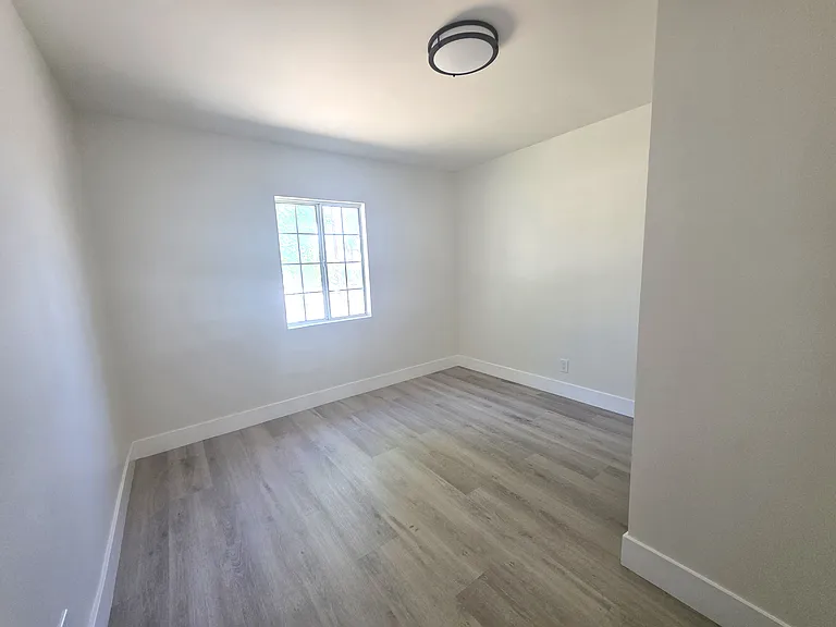 25602 January Dr — Photo 6