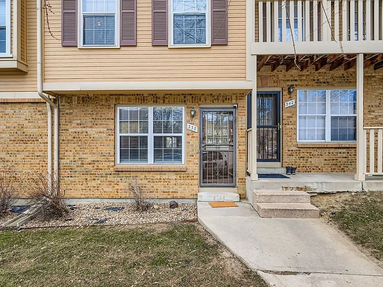 338 Pheasant Run — Photo 5