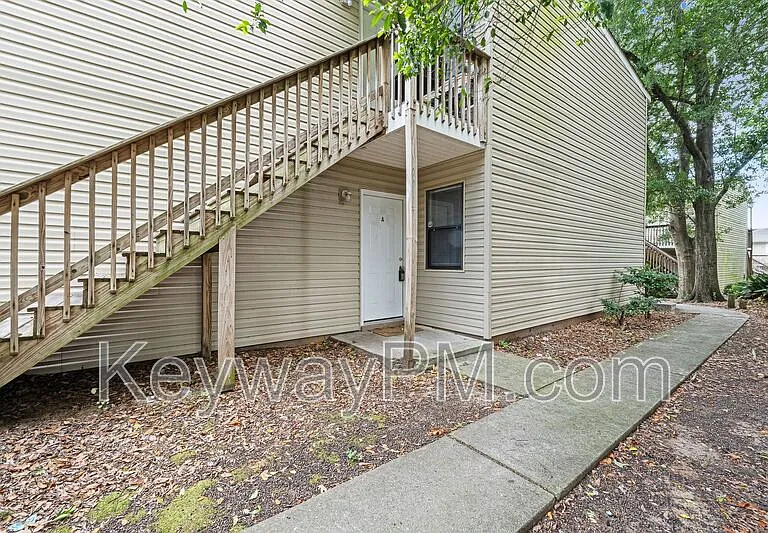 1916 Richmond Ave #A — Photo 2