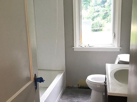 Bathroom (in progress)