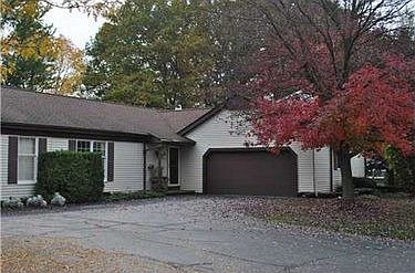 1st image of 3261 Georgian Ct