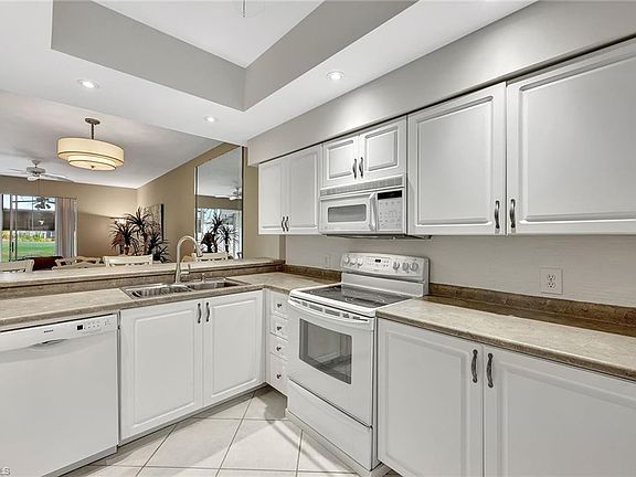 5th image of 14281 Hickory Links CT #1413