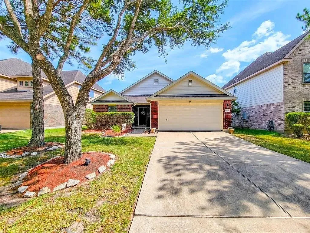 13210 Baron Hill Ln — Photo 2