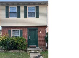121 Marine Oaks Dr, Baltimore, MD 21221