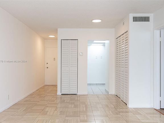 5th image of 2821 N Miami Beach Blvd #5I