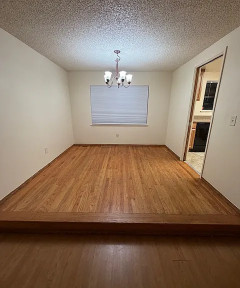 416 Dahlia St — Photo 17