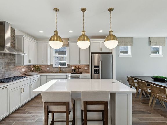 Eat-in bar top island