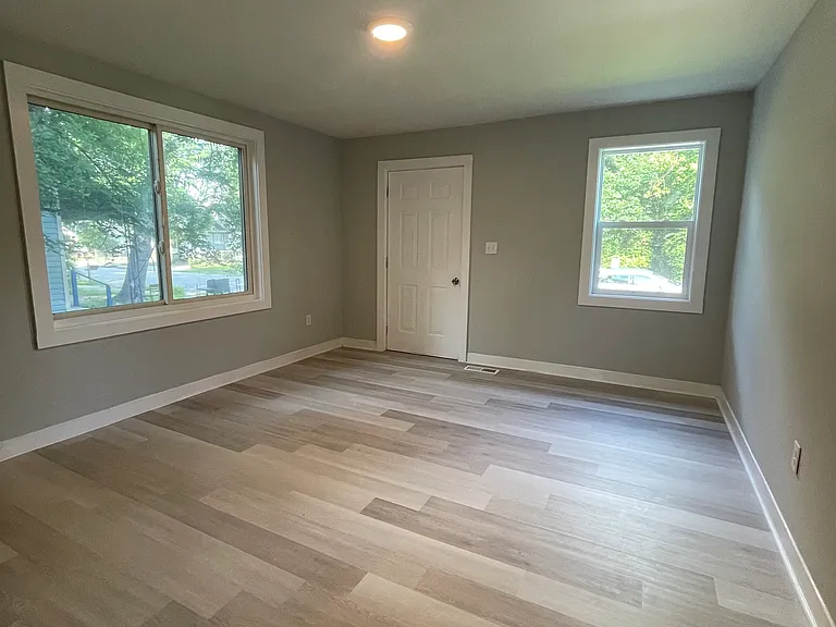 4111 Kirkland Ave — Photo 7