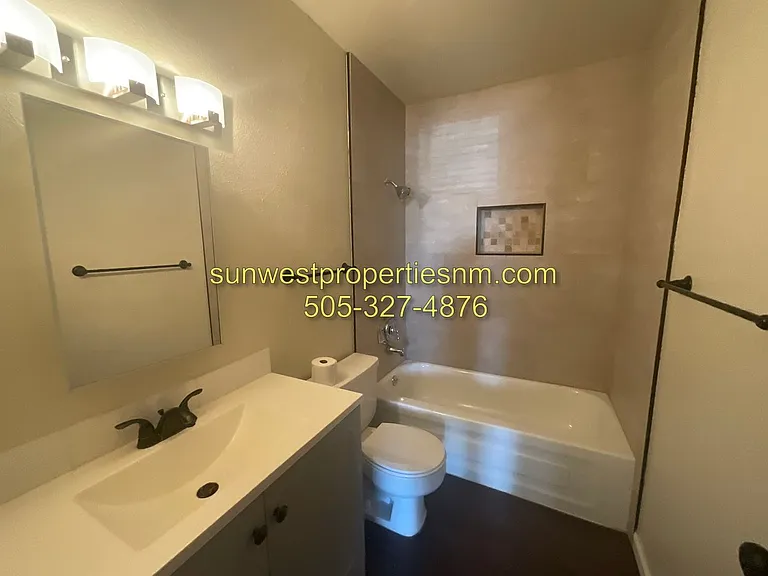 2800 Parque De Oeste Dr — Photo 17