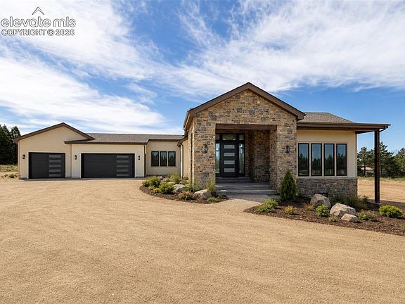 2nd image of 390 Silver Rock Pl