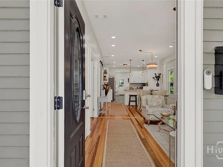809 E Bolton St — Photo 7