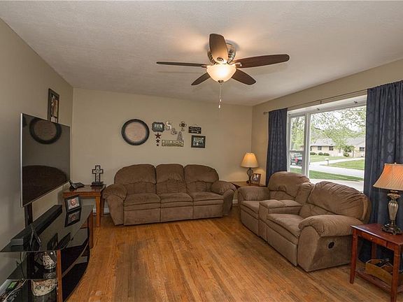 4th image of 6865 Donnelly Dr