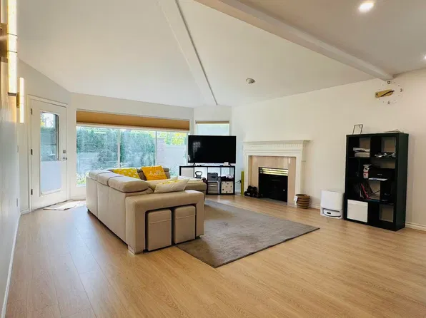 7711 Williams Rd #11, Richmond, BC V7A 1G2