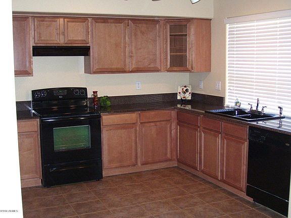 5th image of 42316 W Anne Ln
