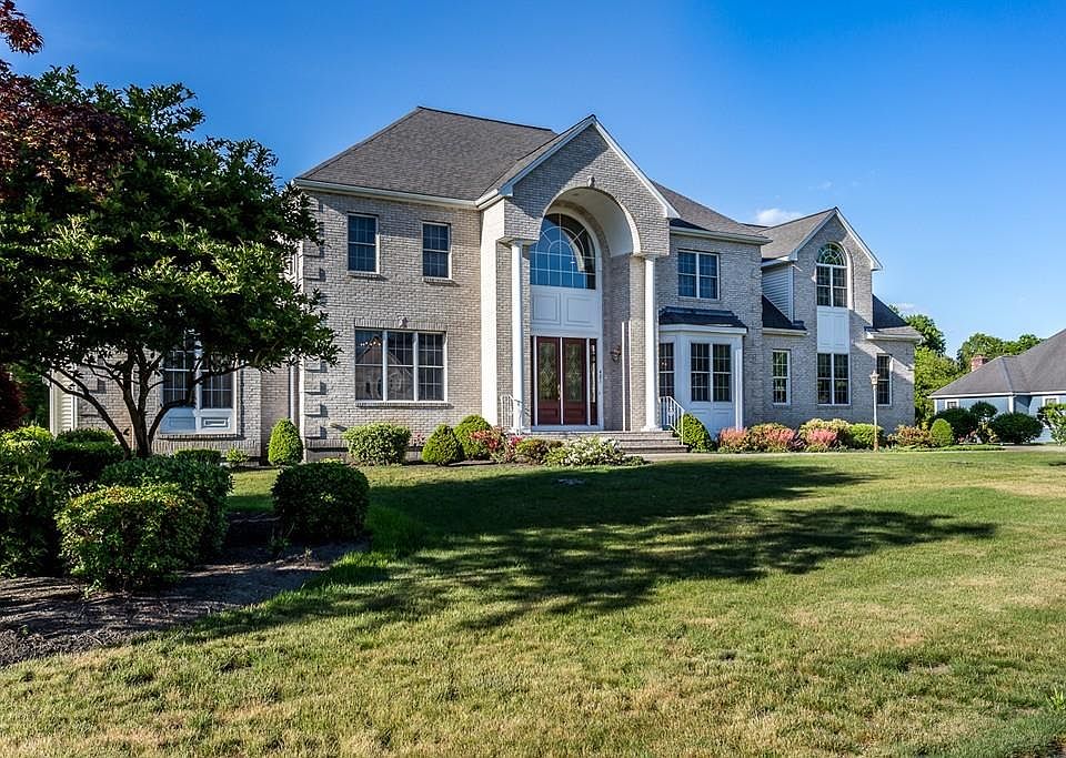 421 Mohawk Rd, Raynham, MA 02767 Zillow