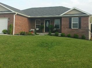 158 Old Towne Ln, Cape Girardeau, MO 63701