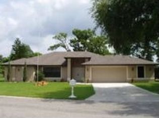 703 Arianne Ct, Lehigh Acres, FL 33936