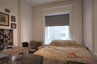 Rented by Metropolitan Realty