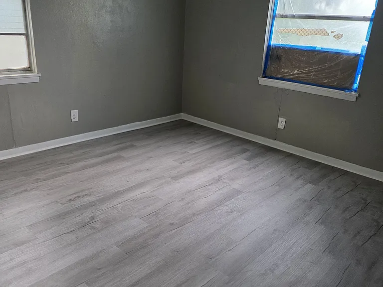 2209 Davis Dr — Photo 9