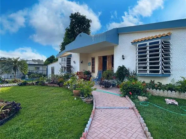 Madrid Madrid #366, Dorado, PR 00646