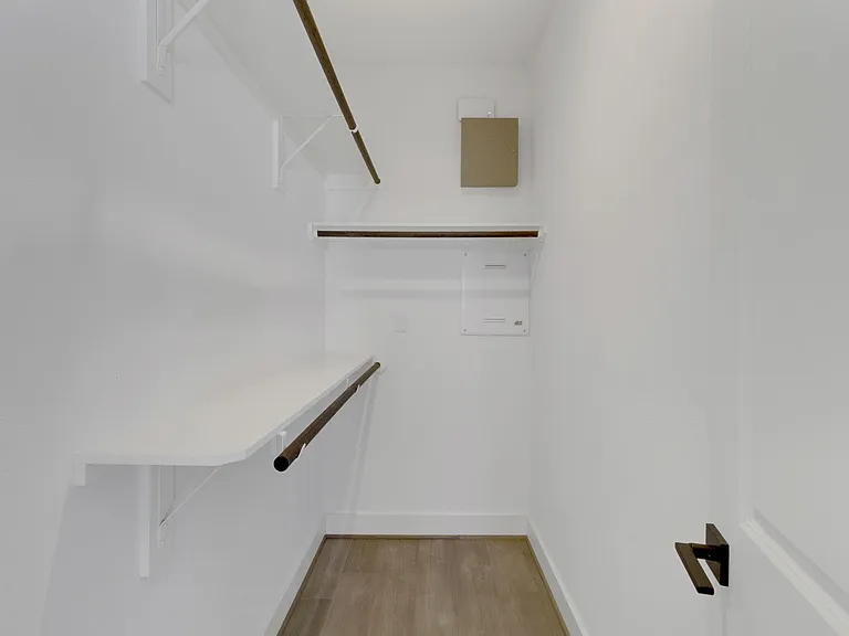 1526 Chestnut St — Photo 34