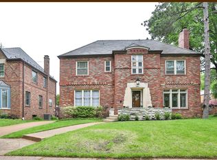 3941 Roland Blvd, Saint Louis, MO 63121