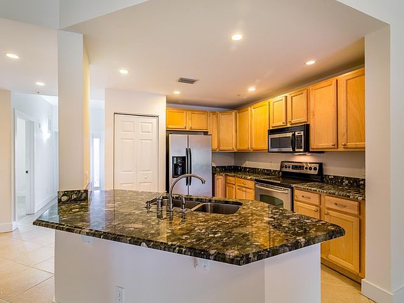 3rd image of 13530 Westport Dr APT 203