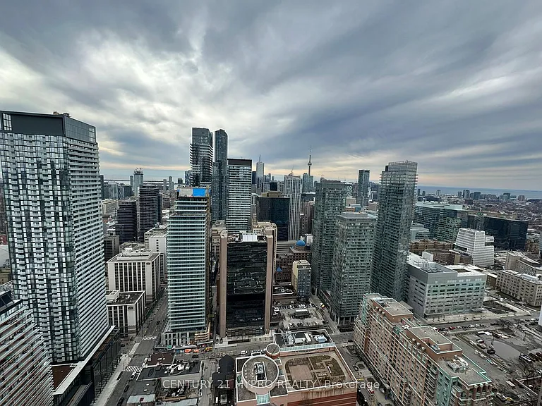 11 Wellesley St W #4502 — Photo 9