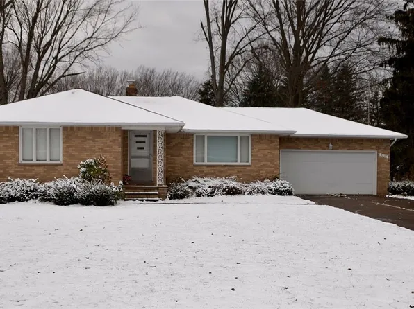5820 Hoover Blvd, Lorain, OH 44053