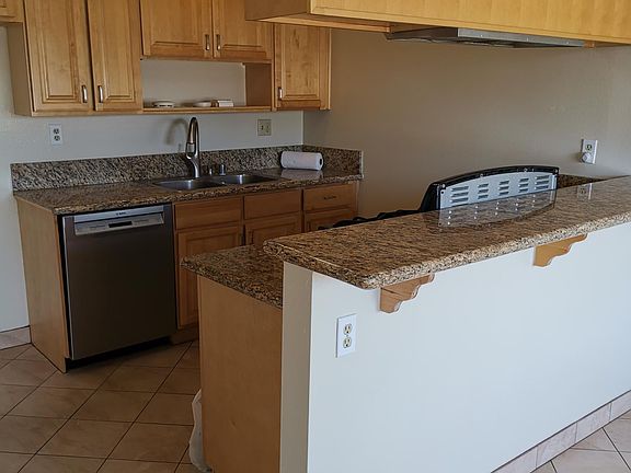 Kitchen Frm Dining Area