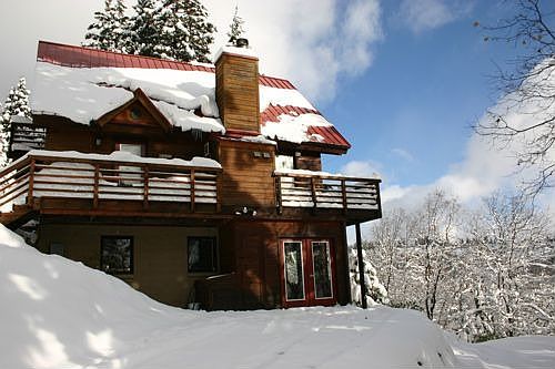 Side View of Mudroom Entrance