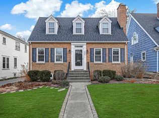 3903 Grove Ave, Western Springs, IL 60558
