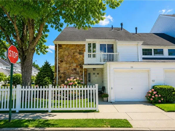20 Kyle Ct, Staten Island, NY 10312