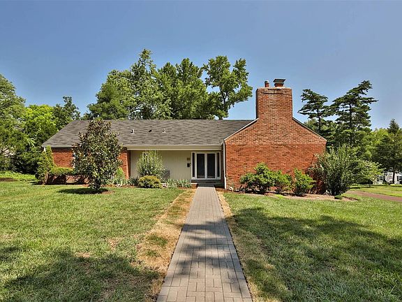 3rd image of 17 Glenhaven Dr