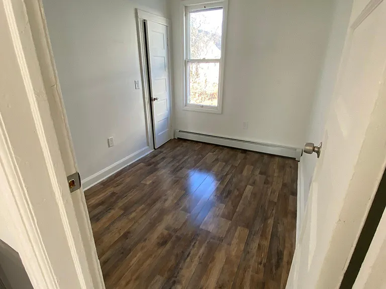 316 Grand St #4 — Photo 7