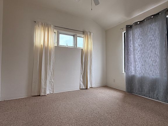 4th image of 934 Sharon Ln APT 3