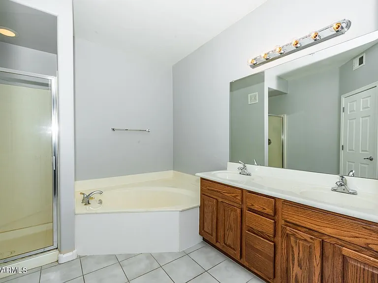 14000 N 94th St #2195 — Photo 18