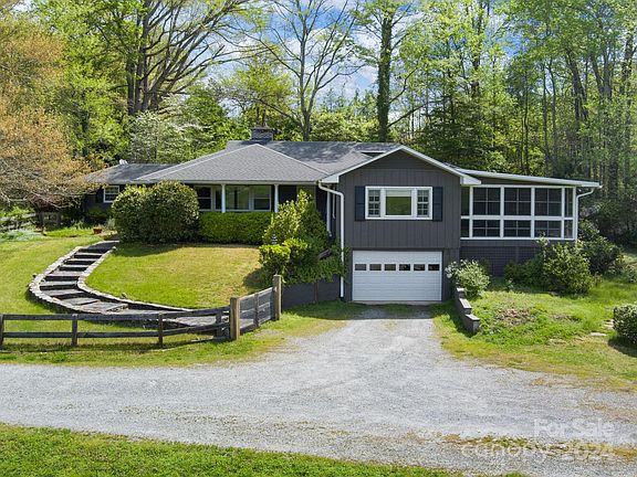 3rd image of 176 Harwood Ln