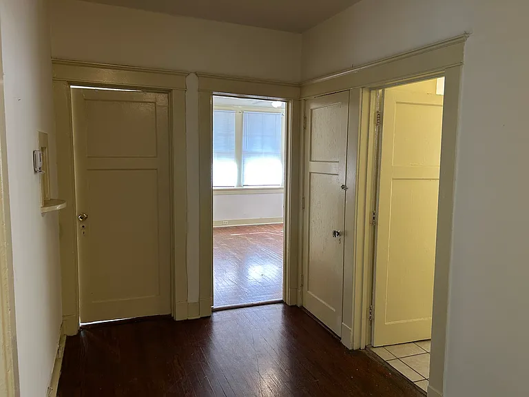2133 Broadway St #2133 — Photo 2