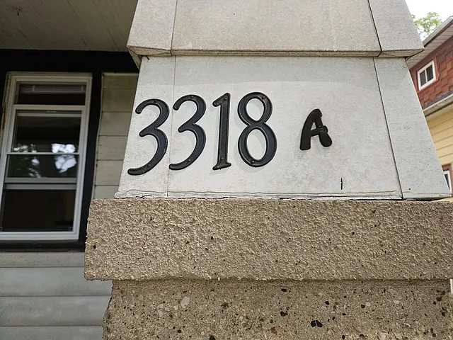 2 bed, 839 sqft, $1,075 — Photo 2