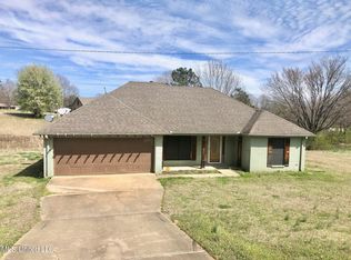 1762 Craft Rd S, Hernando, MS 38632