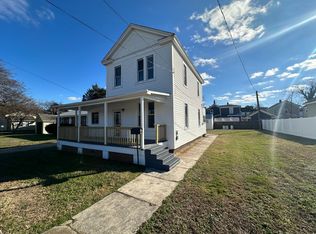 324 Poplar Ave, Hampton, VA 23669