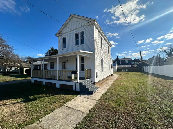324 Poplar Ave, Hampton, VA 23669