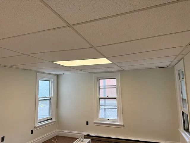 2 bed, $1,100 — Photo 4