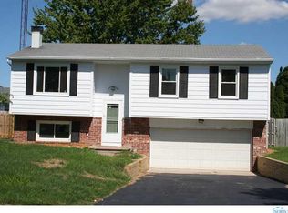 530 Sioux Trl, Rossford, OH 43460