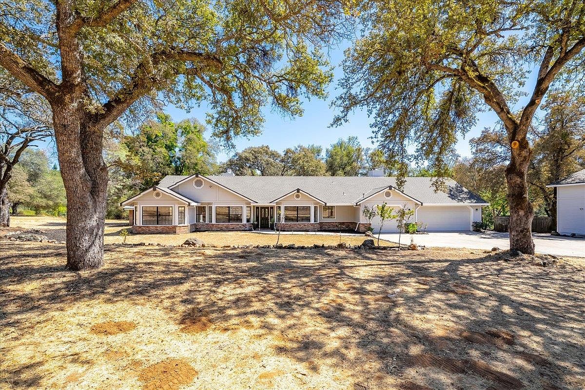 12925 Moss Rock Dr, Auburn, CA 95602 | Zillow