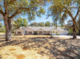 12925 Moss Rock Dr, Auburn, CA 95602