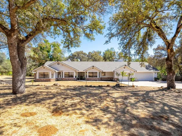 12925 Moss Rock Dr, Auburn, CA 95602