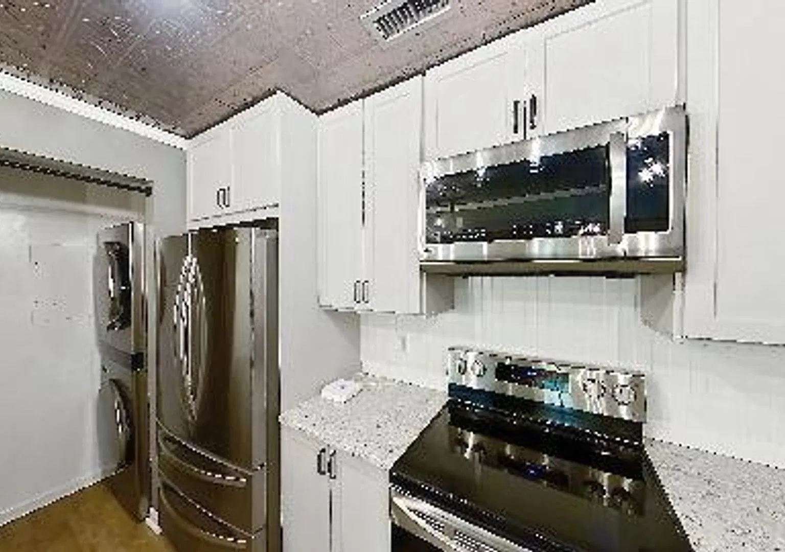 Charming 2BR Condo in Cotswold Area of Charlotte — Photo 1